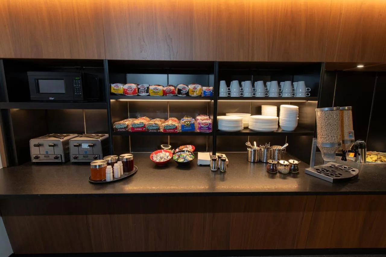 Grand Times Hotel - Aeroport De Quebec 4*,  Kanada