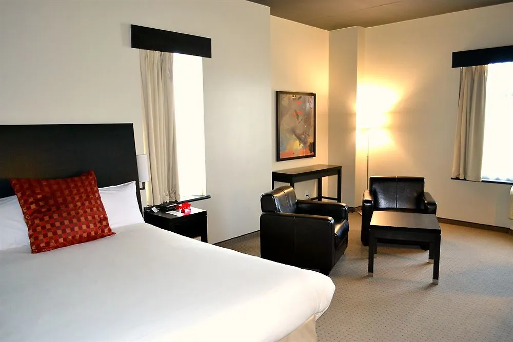 ****  Grand Times Hotel - Aeroport De Quebec Kanada