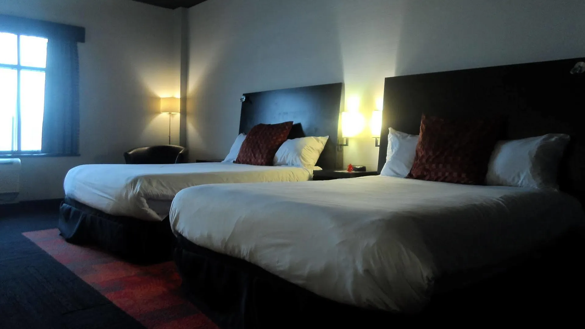 Grand Times Hotel - Aeroport De Quebec